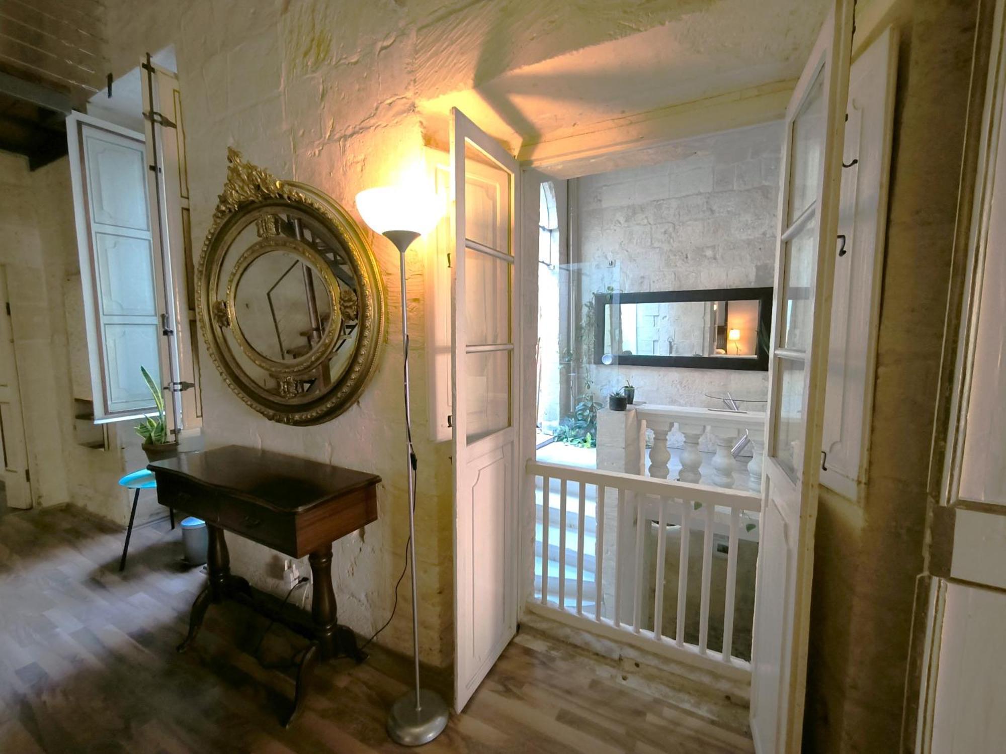 Stunning Valletta 3 Bedroom Town House Exterior photo